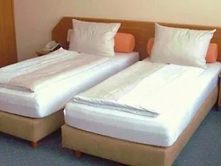 Hotel Servatius Cologne 3*,  Germany